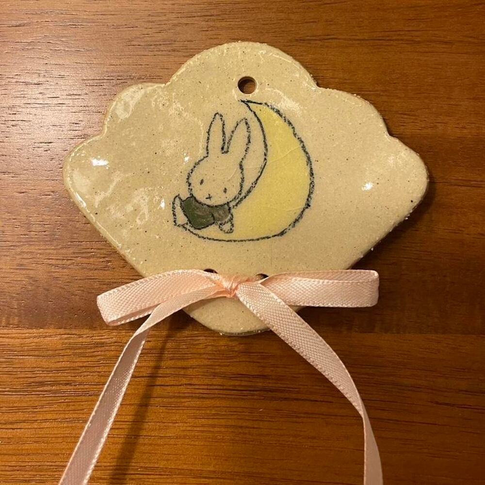 Porcelain Miffy on the Moon Wall Hanging Decor White Cream 3.5 in 🌙